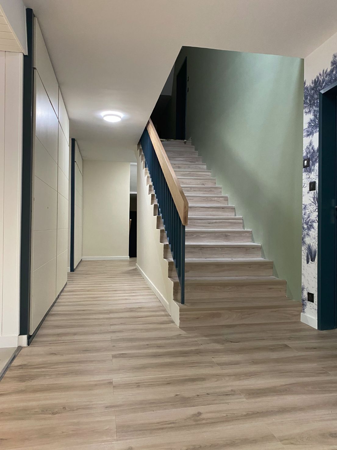 Projet de peinture intérieure – Linosol Intérieur récemment peint par Linosol, peinture soignée